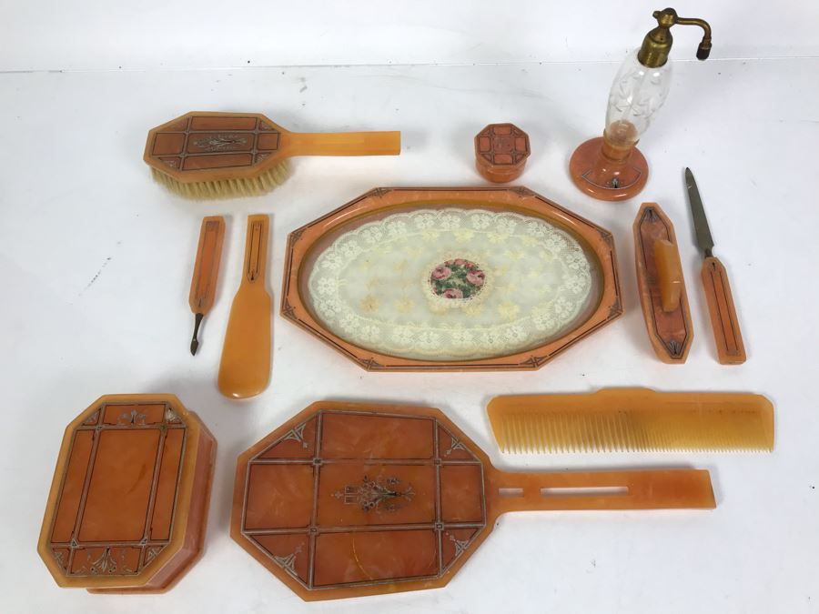 Vintage Art Deco Art-Y-Zan Vanity Set 11 Pieces (Comb And Shoehorn May Be Different Brand) [Photo 3]