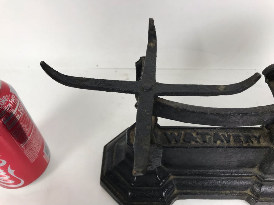 Antique English Cast Iron W & T Avery 4lb Scale With Pair Of English Measuring Weights 14W X 4D X 9H [Photo 10]