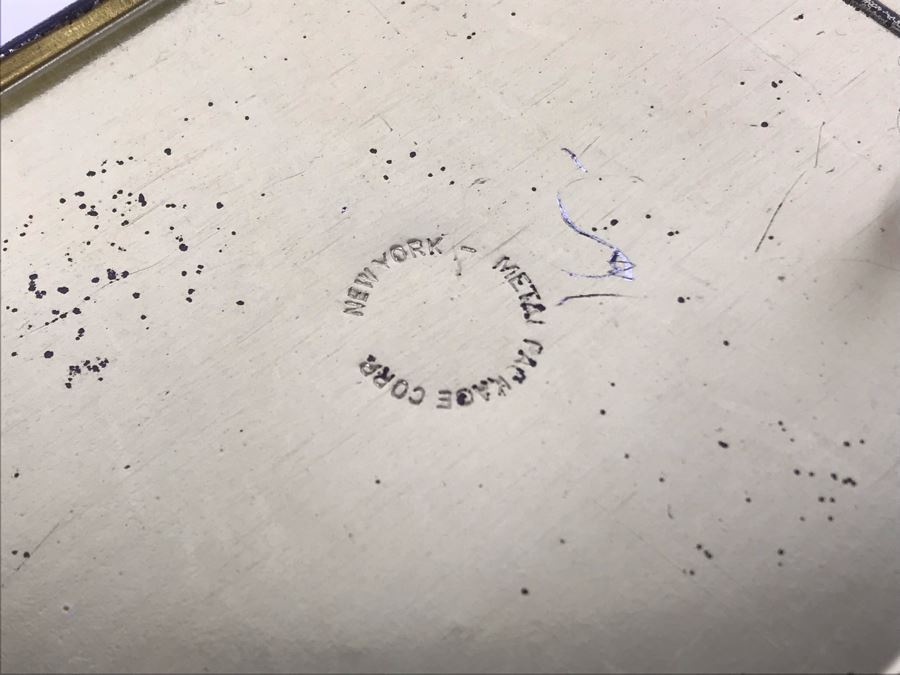 Pair Of Vintage Tins [Photo 11]