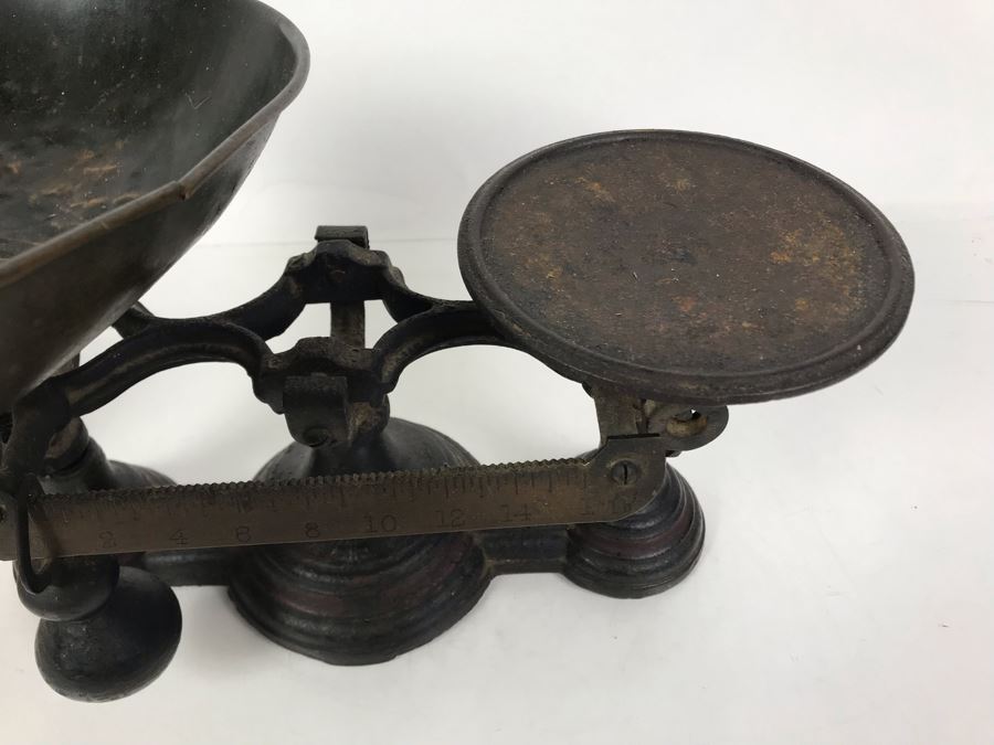 Antique Cast Iron Scale 14W X 12D X 9H [Photo 7]