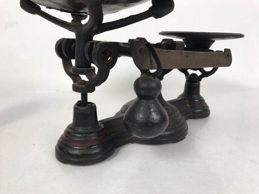 Antique Cast Iron Scale 14W X 12D X 9H [Photo 11]