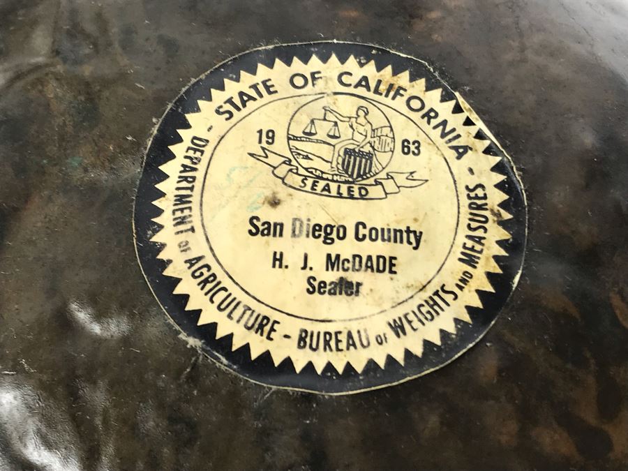 Antique Cast Iron Scale 14W X 12D X 9H [Photo 17]