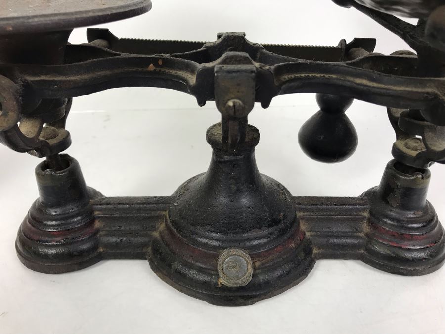 Antique Cast Iron Scale 14W X 12D X 9H [Photo 13]