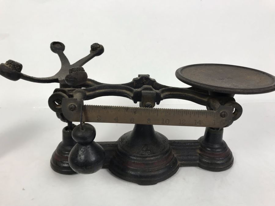 Antique Cast Iron Scale 14W X 12D X 9H [Photo 9]