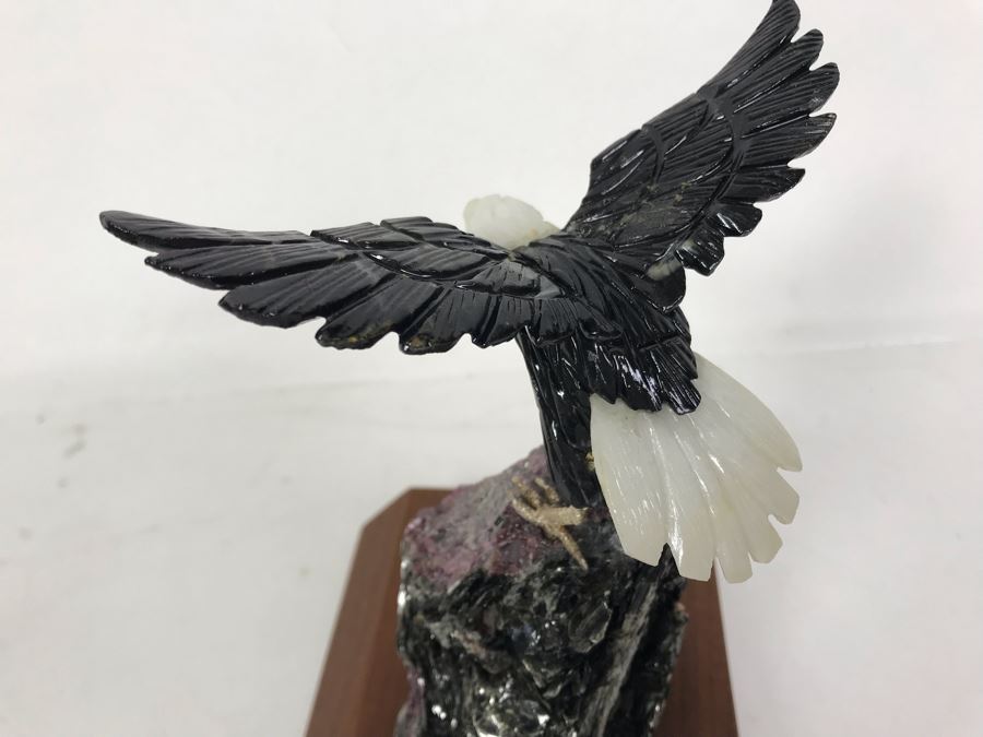 Bald Eagle Bird Figurine Hand-Carved In Semi-Precious Stones With Wooden Stand 5 X 4.5 X 7H [Photo 13]
