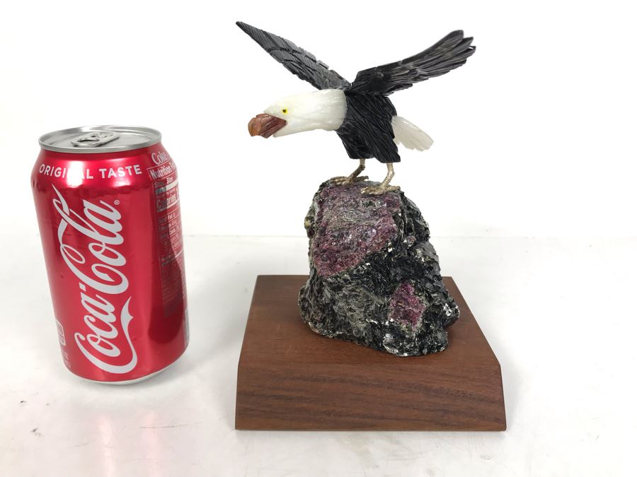 Bald Eagle Bird Figurine Hand-Carved In Semi-Precious Stones With Wooden Stand 5 X 4.5 X 7H [Photo 17]