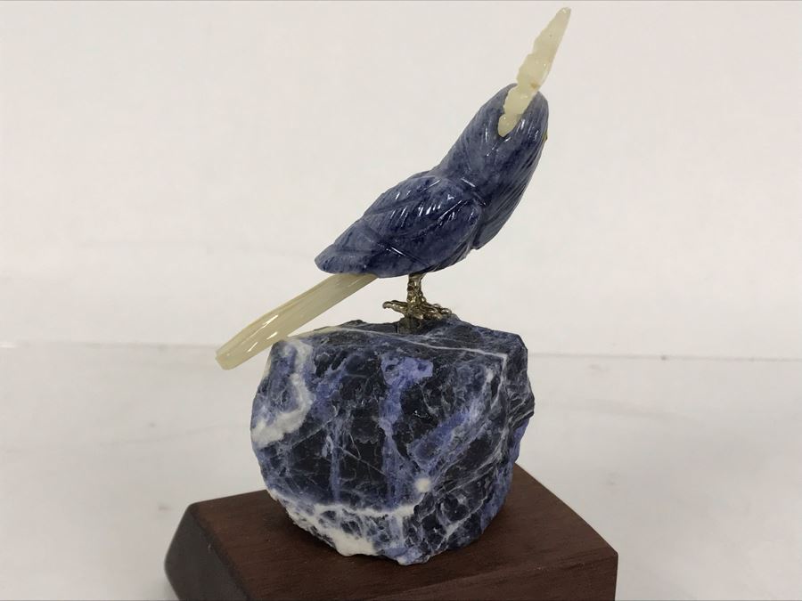 Bird Figurine Hand-Carved In Semi-Precious Stones With Wooden Stand 2.5 X 2.5 X 4.5H [Photo 8]