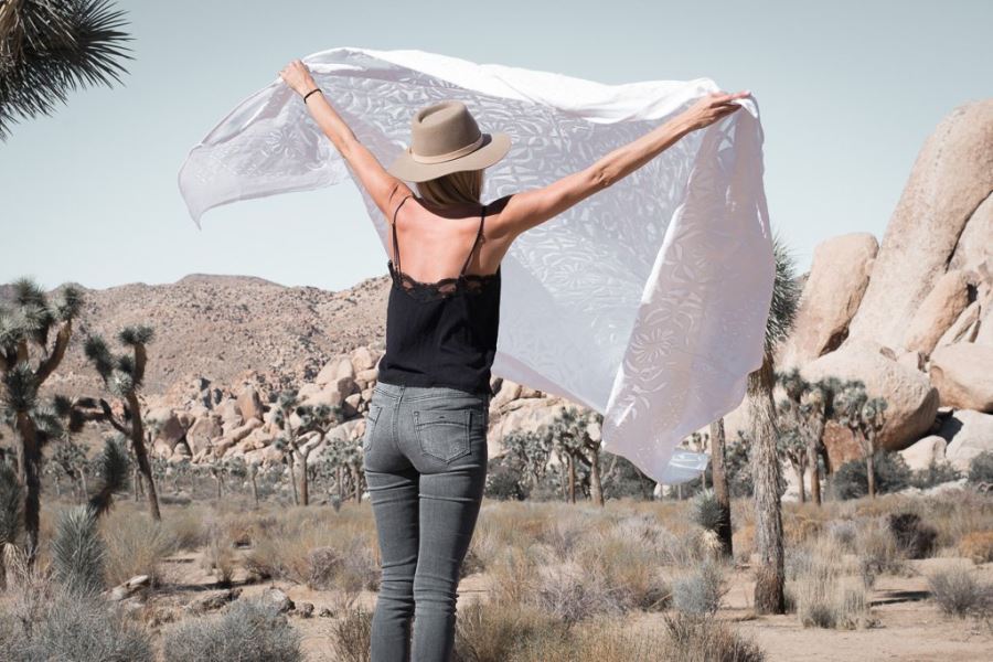 JUST ADDED - Bloom - Indian Hand Stitched White Cutwork Quilt Blanket - Bedding 87 X 107 Retails $189 [Photo 2]