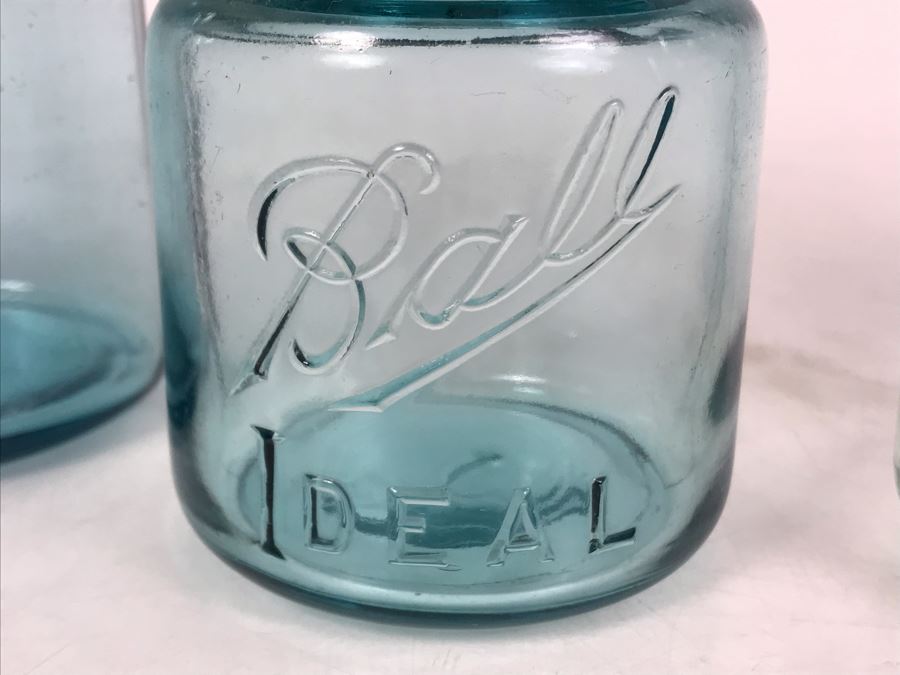 (3) Vintage Blue Colored Ball Jars And (1) Vintage Mason Jar Canning Jars 7H - 6H [Photo 6]