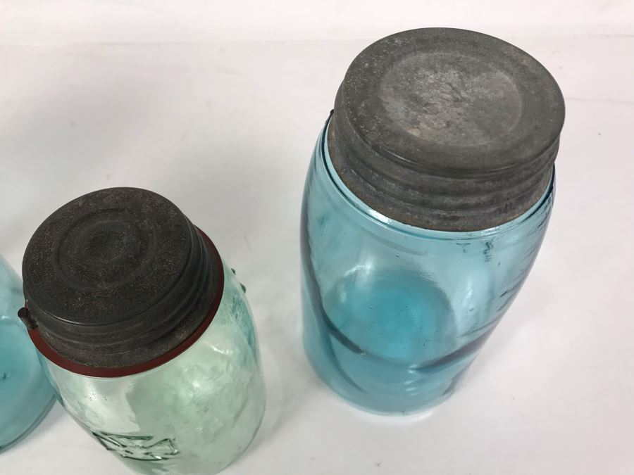 (3) Vintage Blue Colored Ball Jars And (1) Vintage Mason Jar Canning Jars 7H - 6H [Photo 9]