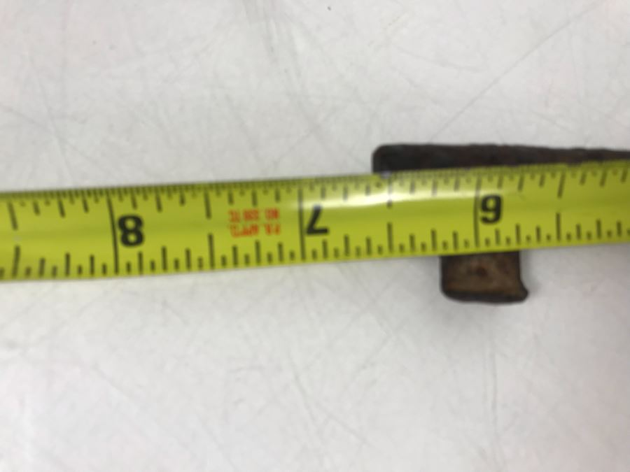 Collection Of Old Keys Including Old Cast Iron Skeleton Keys Treasure Chest Keys [Photo 20]