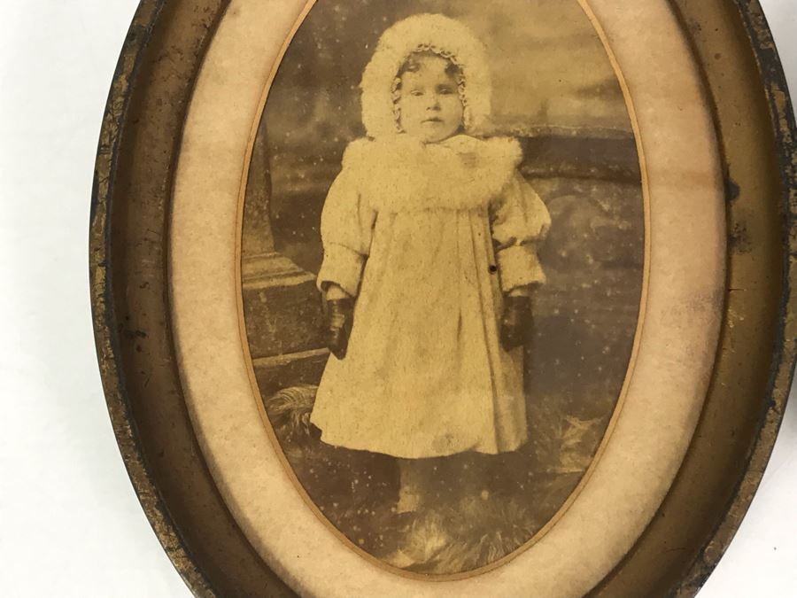 Set Of (3) Vintage Oval Framed B&W Children Photographs Each 5.5 X 7.5 [Photo 7]