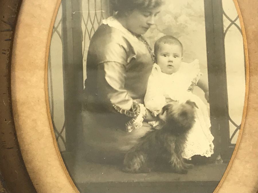 Set Of (3) Vintage Oval Framed B&W Children Photographs Each 5.5 X 7.5 [Photo 6]