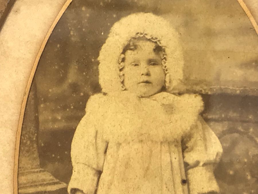 Set Of (3) Vintage Oval Framed B&W Children Photographs Each 5.5 X 7.5 [Photo 8]