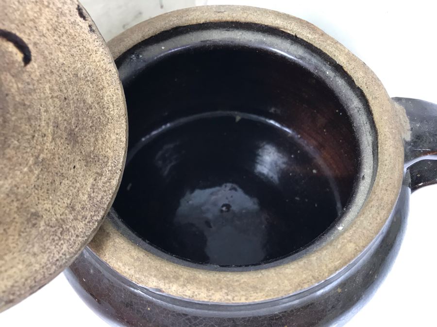 Set Of (2) Stoneware Jugs 10H / 9H And (1) Stoneware Pot With Lid 4H [Photo 4]