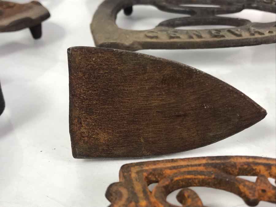 Collection Of (7) Antique Cast Iron Irons And (4) Antique Iron Trivets [Photo 23]