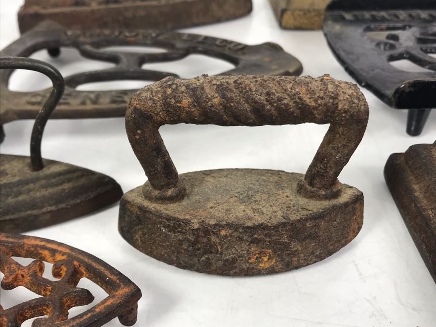 Collection Of (7) Antique Cast Iron Irons And (4) Antique Iron Trivets [Photo 15]