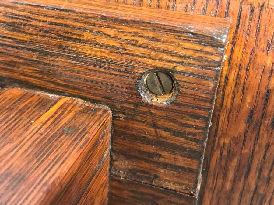 Striking TIger Oak Fern Stand 12.5 X 12 X 33H [Photo 15]