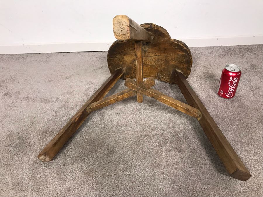 Large Vintage 3-Legged Stool 19H [Photo 7]