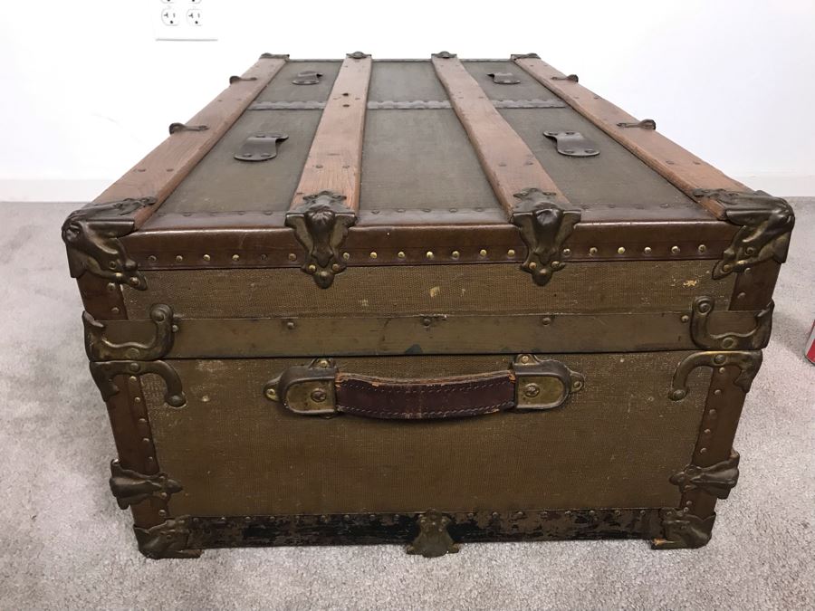Antique Headley & Farmer New York Trunk [Photo 9]
