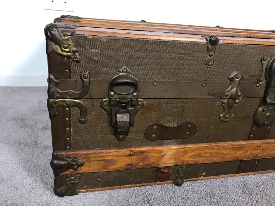 Antique Headley & Farmer New York Trunk [Photo 6]