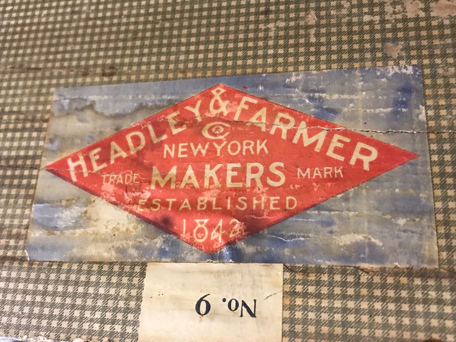 Antique Headley & Farmer New York Trunk [Photo 14]