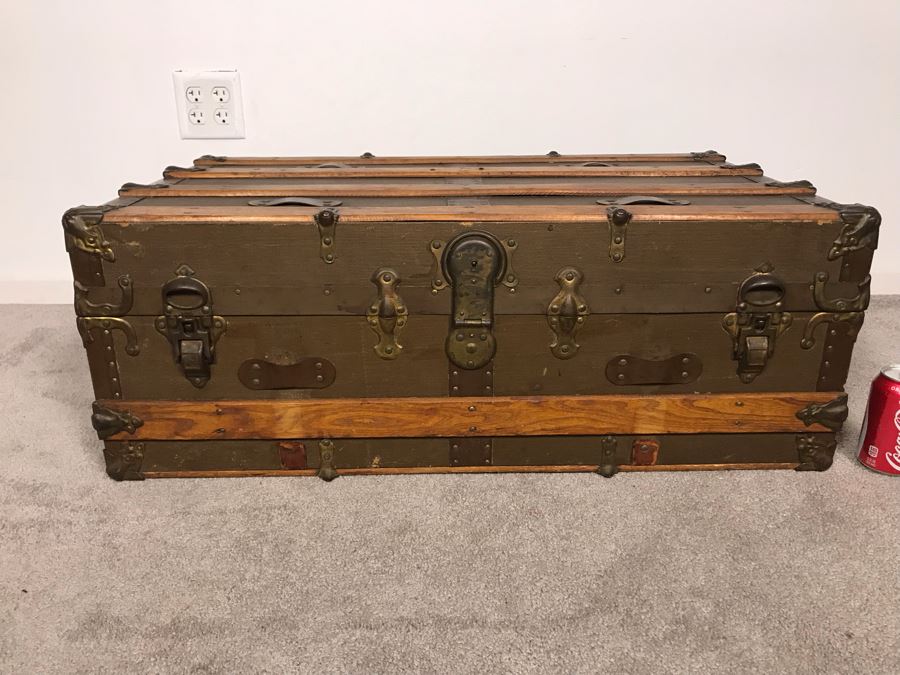 Antique Headley & Farmer New York Trunk [Photo 2]