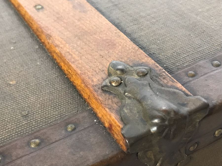 Antique Headley & Farmer New York Trunk [Photo 16]