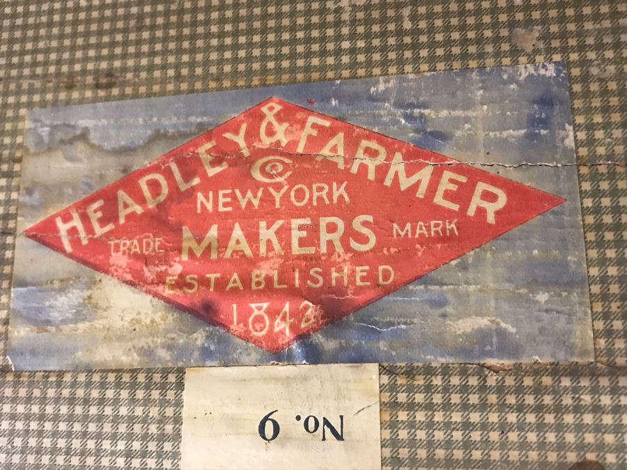 Antique Headley & Farmer New York Trunk [Photo 15]