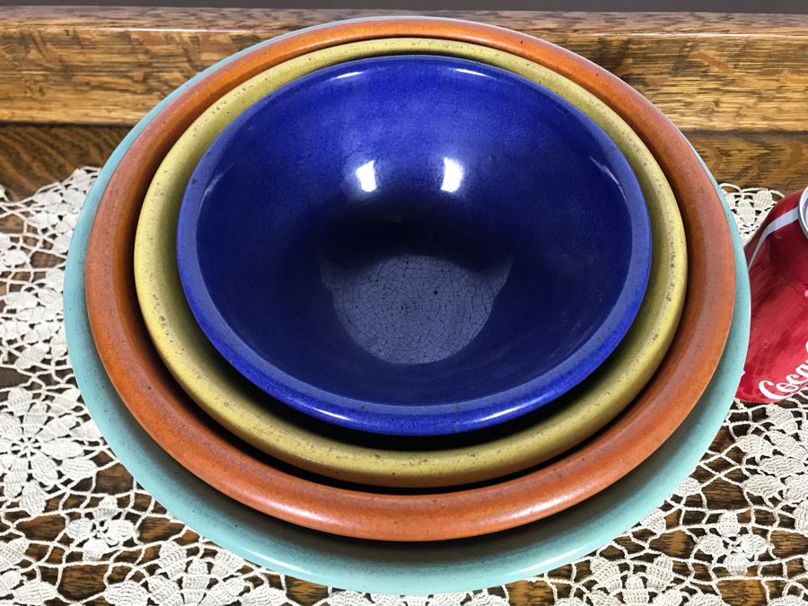 Vintage Colorful MidCentury Nesting Mixing Bowls (4) Unmarked Pottery