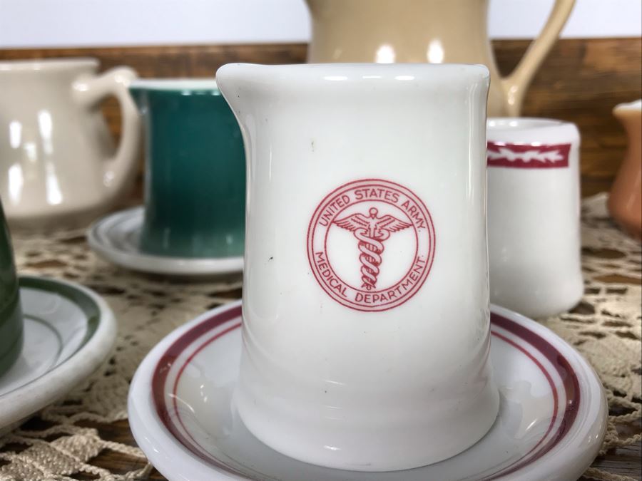 Vintage 1930s Restaurant Ware Creamers Some With Underplates Apx 27 Pieces: Mayan Ware Mayer China, Hall, Wallace China Desert Ware, Shenango New Castle PA, McNicol China Roloc, Syracuse China, Coorsite, Warwick China - Just Added [Photo 9]