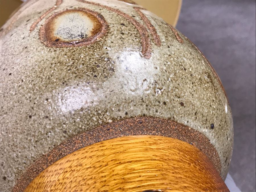 Signed Mid-Century Glazed Art Pottery Table Lamp - Just Added [Photo 18]