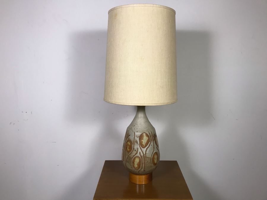 Signed Mid-Century Glazed Art Pottery Table Lamp - Just Added [Photo 8]