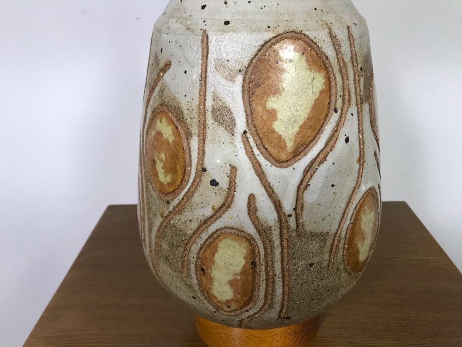 Signed Mid-Century Glazed Art Pottery Table Lamp - Just Added [Photo 9]