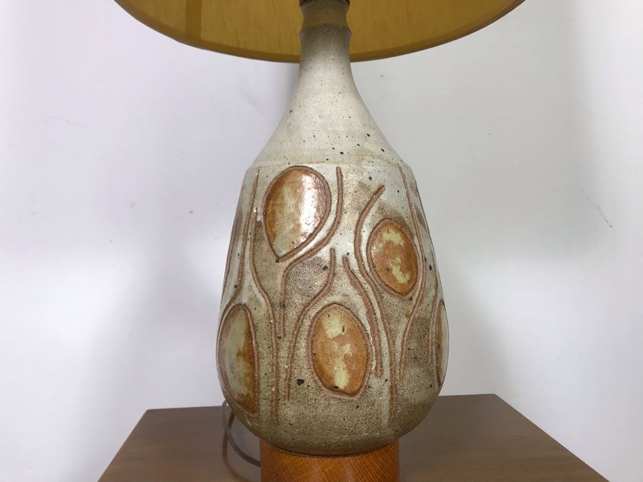 Signed Mid-Century Glazed Art Pottery Table Lamp - Just Added [Photo 12]