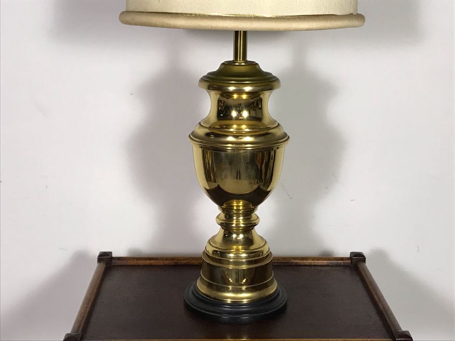Vintage Heavy Brass Urn Table Lamp With Wooden Base - Label's Been Removed - Probably Stiffel - Just Added [Photo 5]