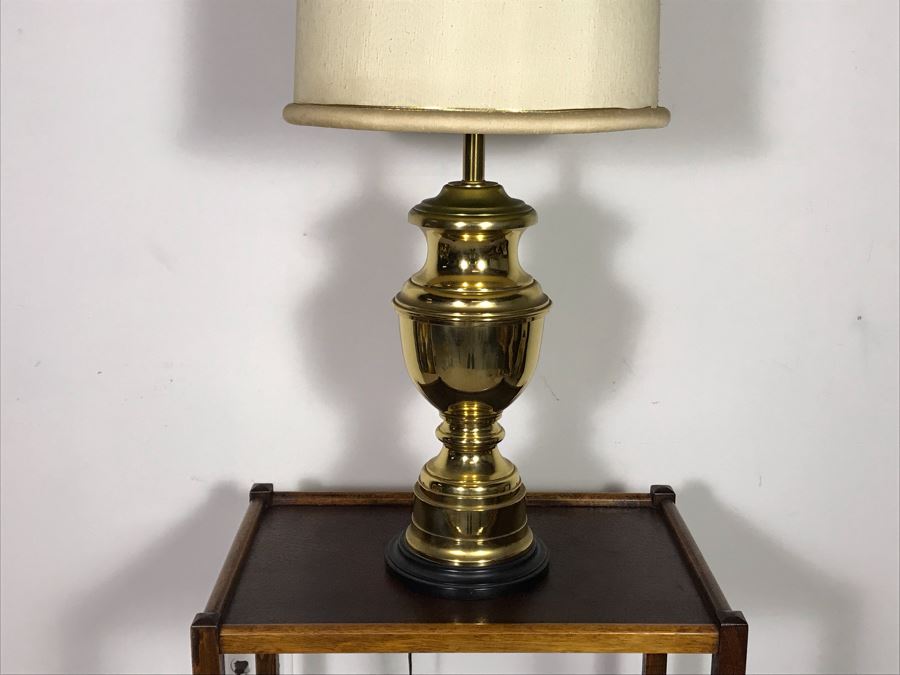 Vintage Heavy Brass Urn Table Lamp With Wooden Base - Label's Been Removed - Probably Stiffel - Just Added [Photo 1]