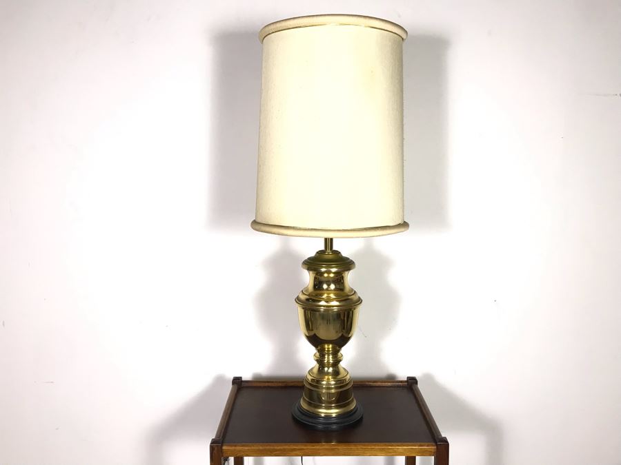 Vintage Heavy Brass Urn Table Lamp With Wooden Base - Label's Been ...