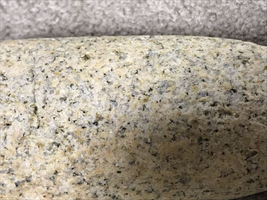 Huge Native American Natural Stone Metate And Mano Grinding Stone Well Used - Very Heavy To Lift 15W X 16D X 8H - Just Added [Photo 17]