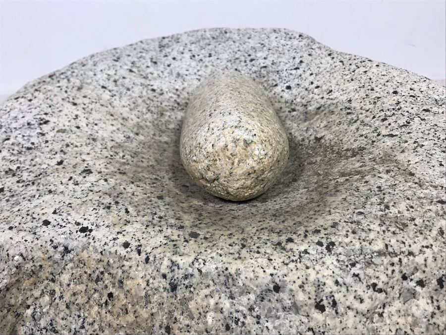 Huge Native American Natural Stone Metate And Mano Grinding Stone Well Used - Very Heavy To Lift 15W X 16D X 8H - Just Added [Photo 10]