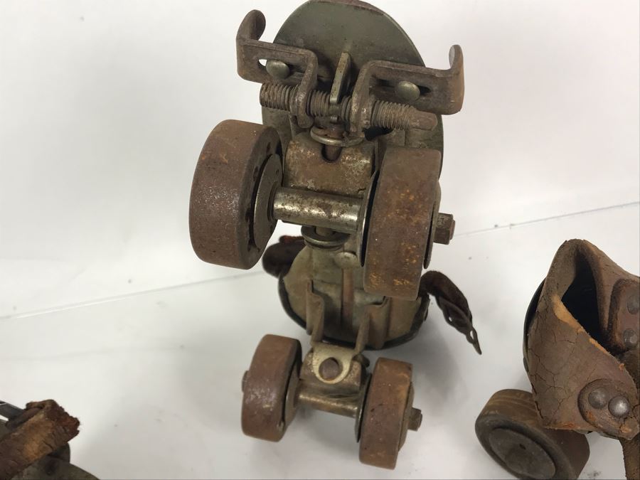 (3) Pairs Of Vintage Metal Roller Skates With Key - Just Added [Photo 14]