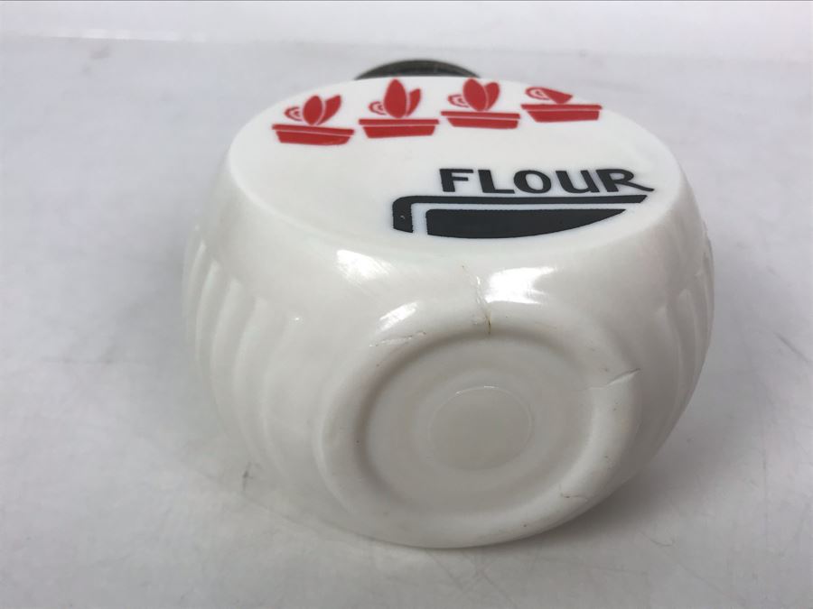 Art Deco Flour Shaker 4H - Just Added [Photo 6]