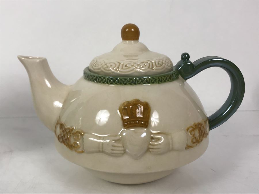 JUST ADDED - New Irish Teapot, Coffee Mug And Pitcher 5.5H By Grasslands Road GR [Photo 6]