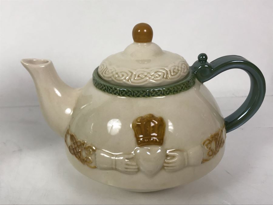 JUST ADDED - New Irish Teapot, Coffee Mug And Pitcher 5.5H By Grasslands Road GR [Photo 7]