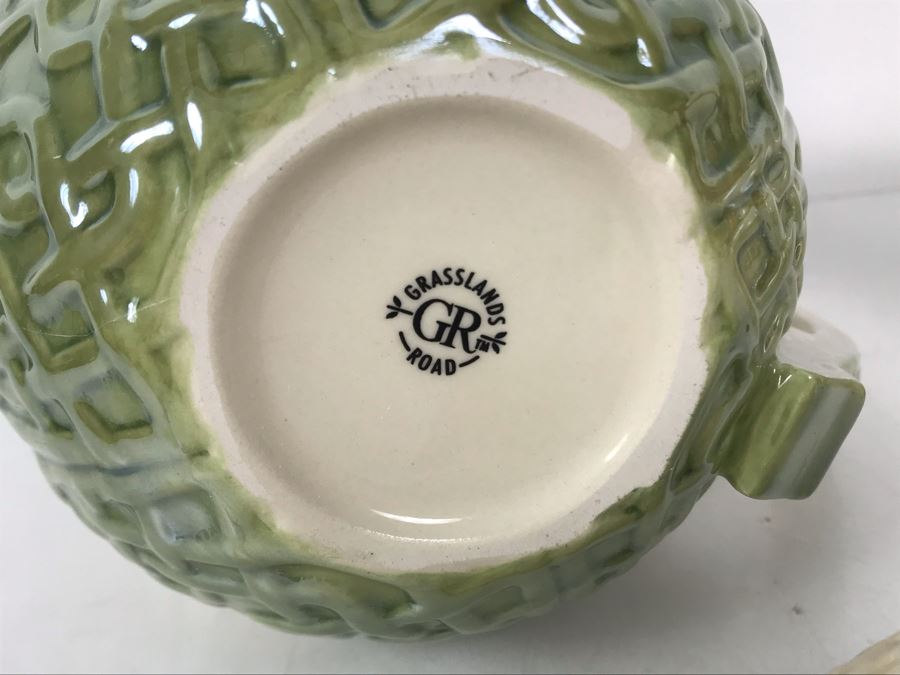 JUST ADDED - New Irish Teapot, Coffee Mug And Pitcher 5.5H By Grasslands Road GR [Photo 12]