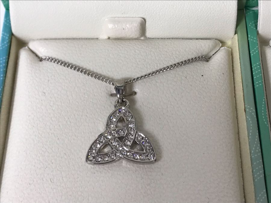 JUST ADDED - Pair Of Irish Trinity Pendant Necklaces By Solvar Retails $139 [Photo 5]