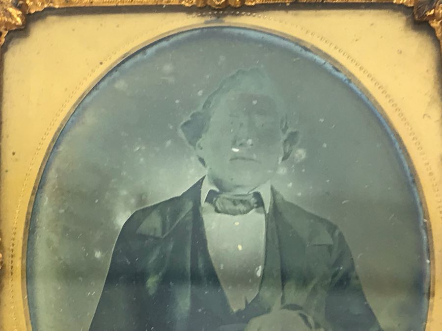 Pair Of Old Daguerreotype Photographs With Half Of Cases [Photo 5]