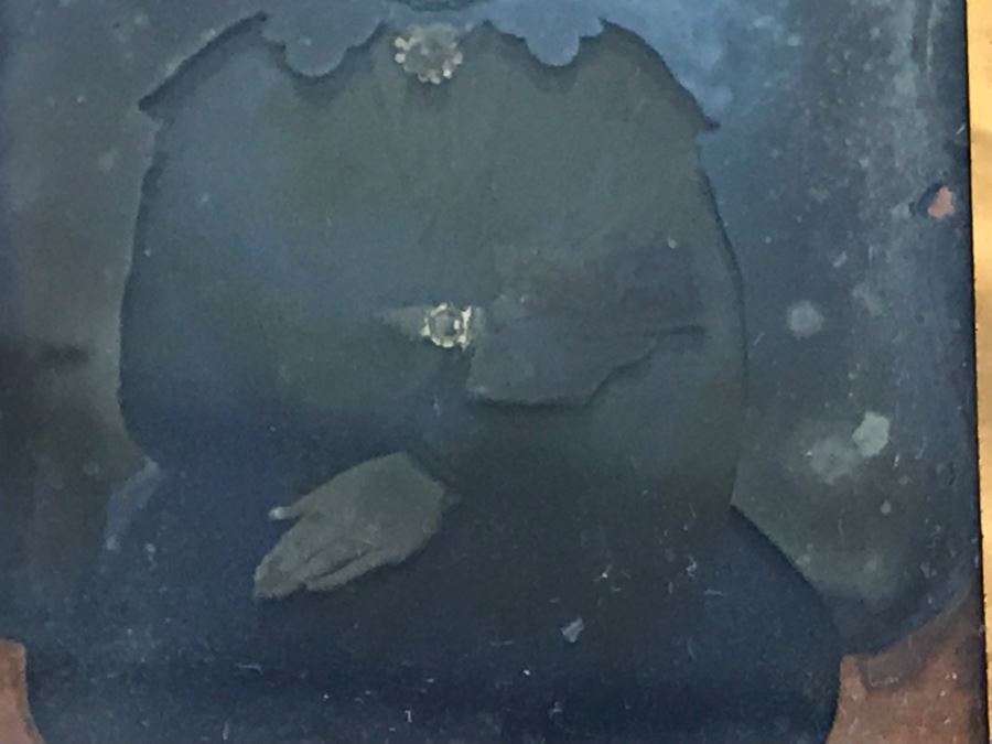 Pair Of Old Daguerreotype Photographs With Half Of Cases [Photo 8]