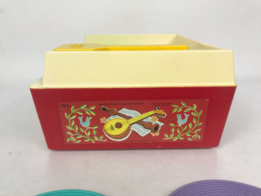 Vintage 1971 Fisher Price Toys Record Player Music Box With (3) Plastic Records 9W X 7.5D X 4.5H Working [Photo 10]