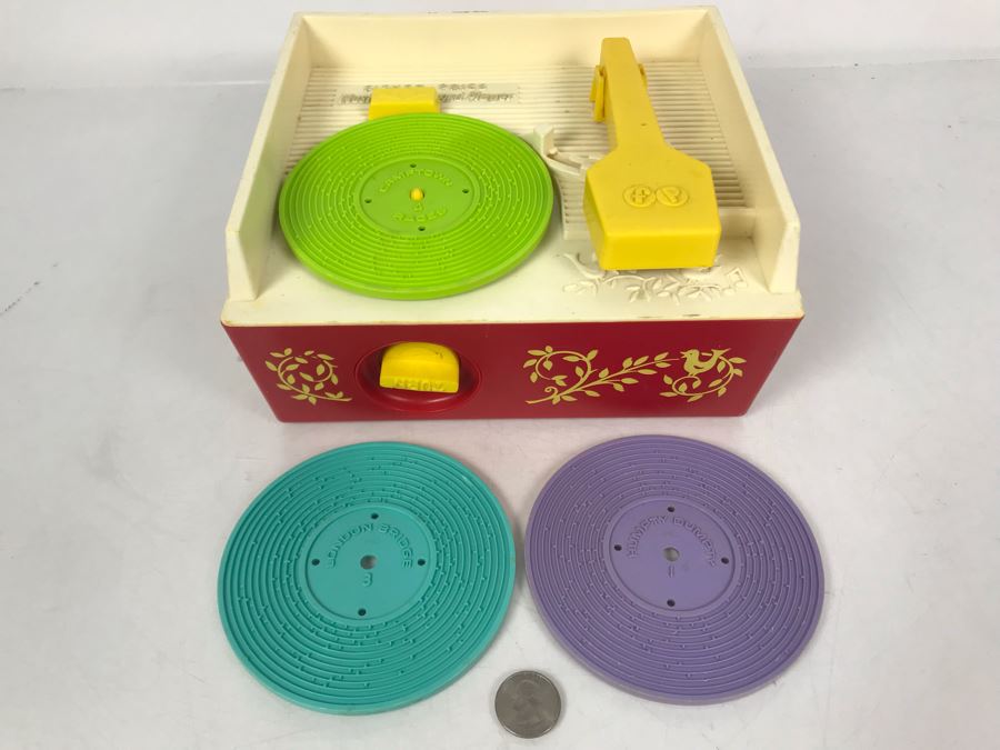 Vintage 1971 Fisher Price Toys Record Player Music Box With (3) Plastic Records 9W X 7.5D X 4.5H Working [Photo 2]